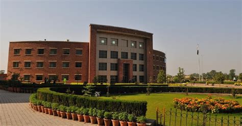 COMSATS University Islamabad .